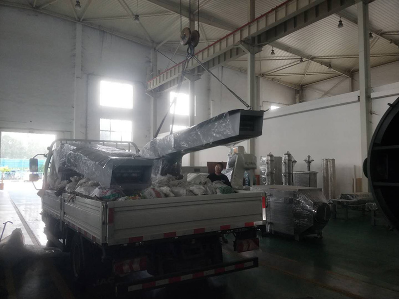 上?？蛻魴C械格柵發(fā)貨1